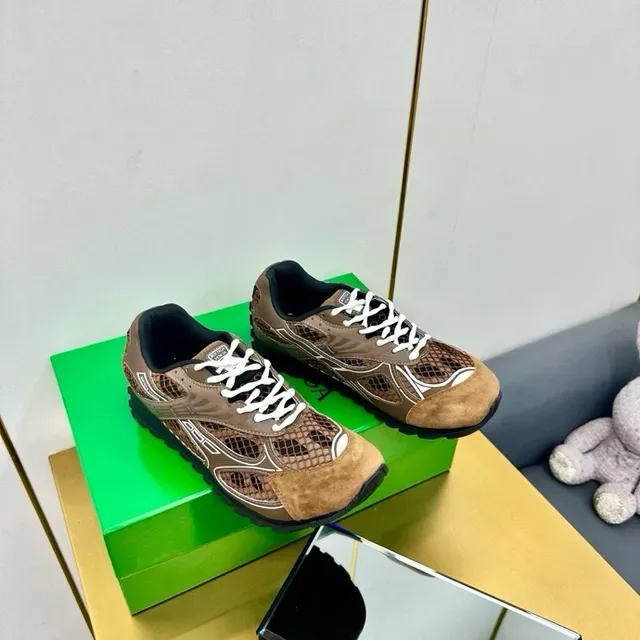 Bottega Veneta Cassette Sneaker Brown Woven Leather Lifestyle Sneakers 5