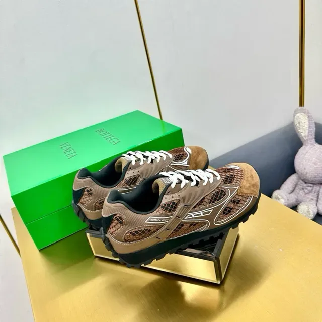 Bottega Veneta Cassette Sneaker Brown Woven Leather Lifestyle Sneakers 7