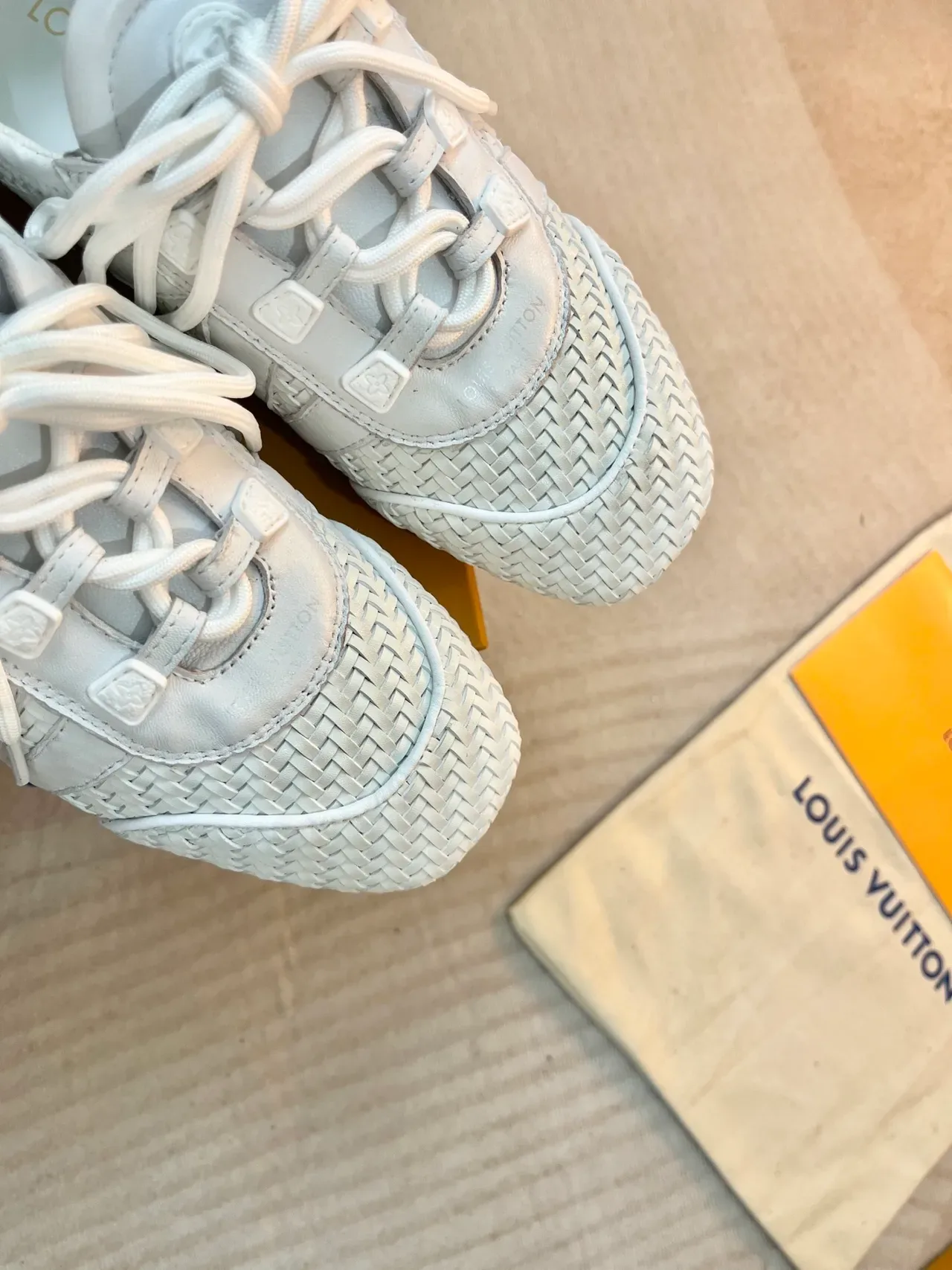 Bottega Veneta Cassette Woven Leather White Lifestyle Sneakers 3