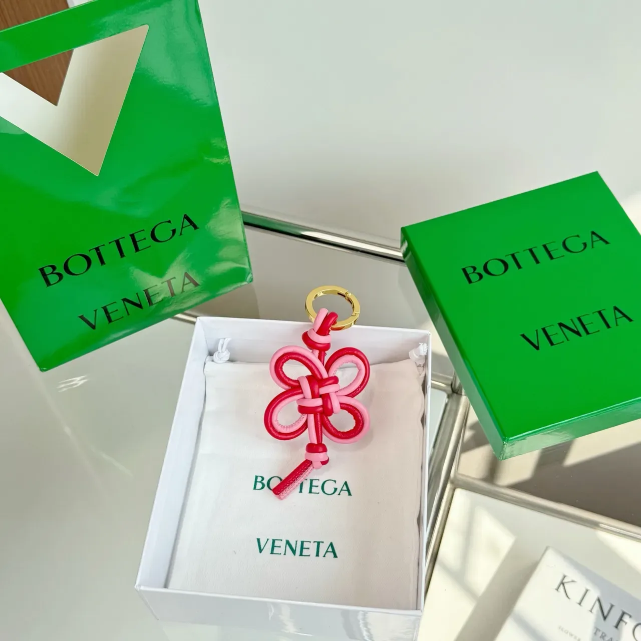 Bottega Veneta Knot 红色粉色 双色调 皮革 手提包 6