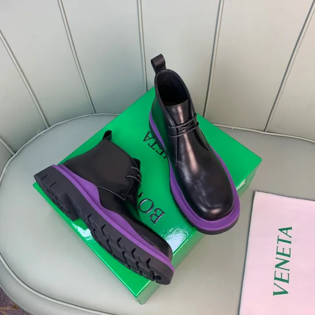 Bottega Veneta Le Cagole কালো এবং বেগুনি এনকেল বুটস 7
