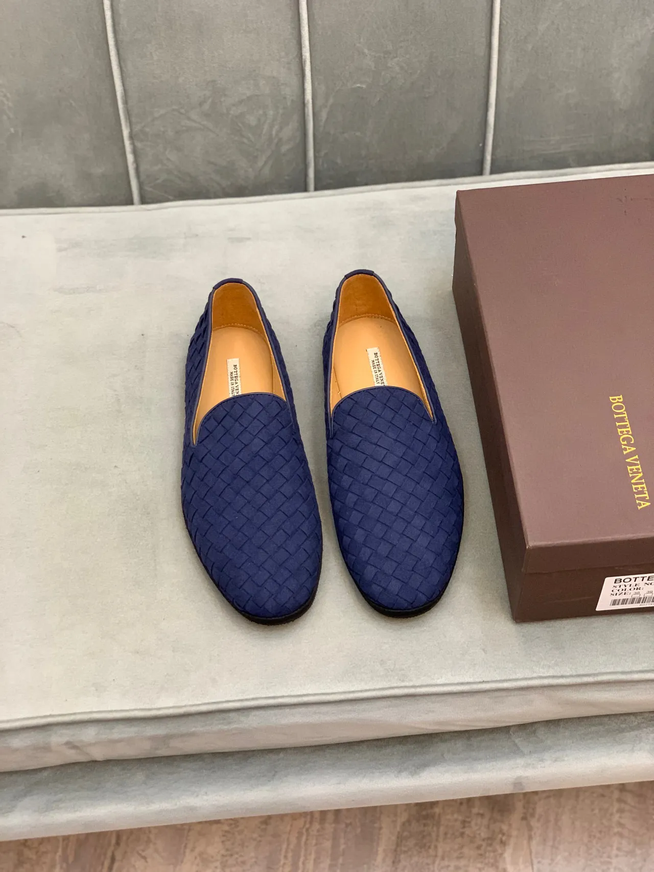 Bottega Veneta Navy Brown Woven Intrecciato Leather Slip-On Loafer 8