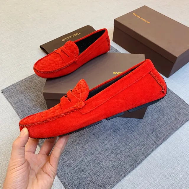 Bottega Veneta Woven Intrecciato Mocasines de Ante Rojo 5