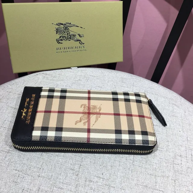 Burberry Beige Black House Check Pattern Equestrian Knight Logo Long Wallet 4
