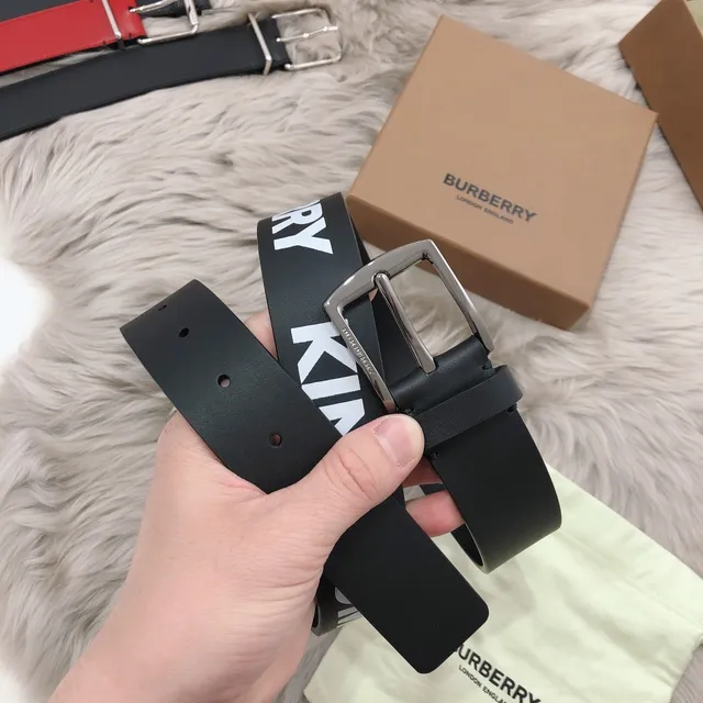 Burberry কালো রৌপ্য মসৃণ ম্যাট আয়তক্ষ বাকল চামড়া বেল্ট 7