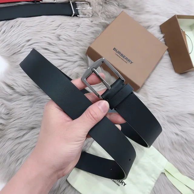 Burberry কালো রৌপ্য মসৃণ ম্যাট আয়তক্ষ বাকল চামড়া বেল্ট 8
