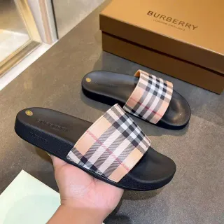 Burberry Check স্ট্র্যাপ স্লাইড স্লিপার