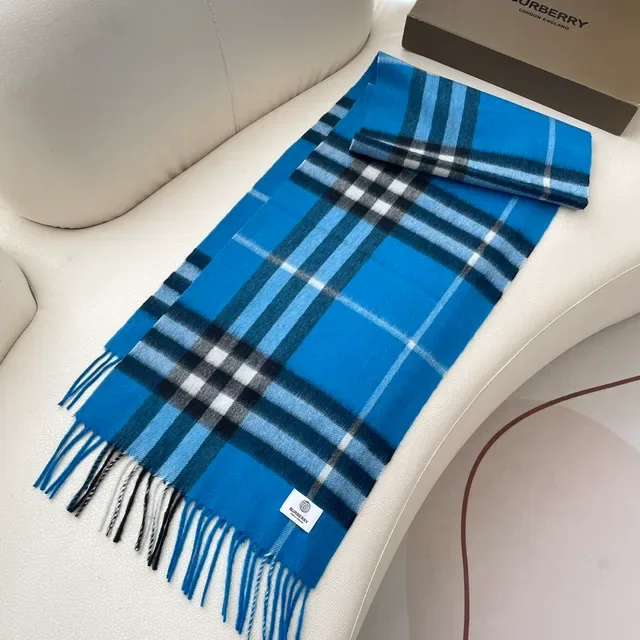 Bufanda Burberry Classic Check Azul de Cachemira 5