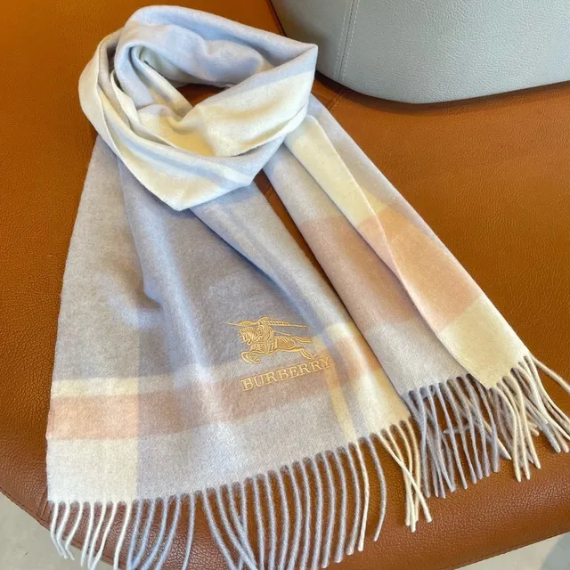 Burberry Paño a Cuadros de Cachemira Bufanda 9