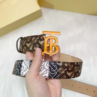 Burberry TB Monogram حزام مبزلة برتقالية ميناء جلد