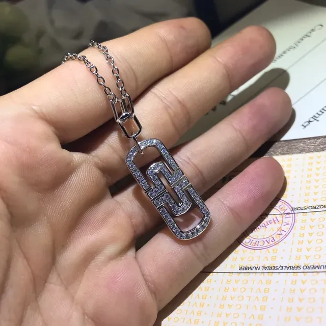 Bvlgari B.zero1 قلادة هندسية باڤيه كريستال 7
