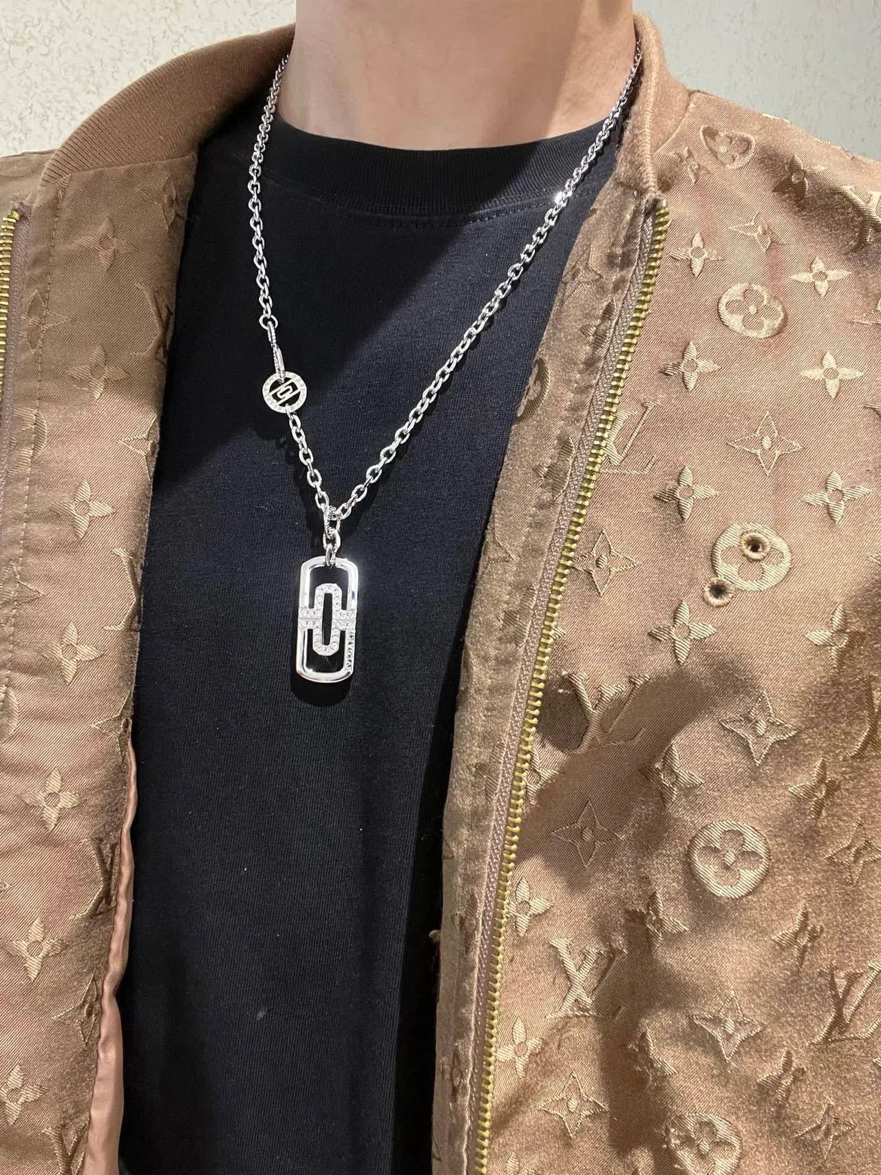 Bvlgari B.zero1 几何 Pavé 银色项链 2