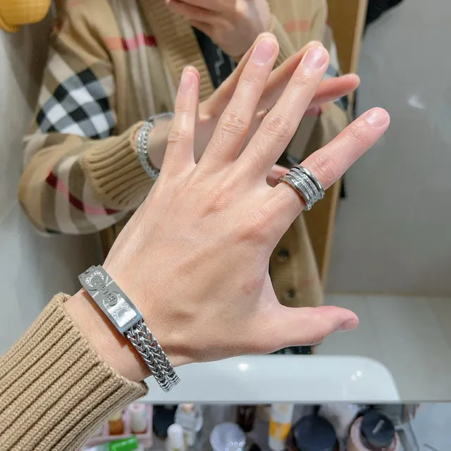 Bvlgari B.zero1 多带 铺镶钻石戒指 2