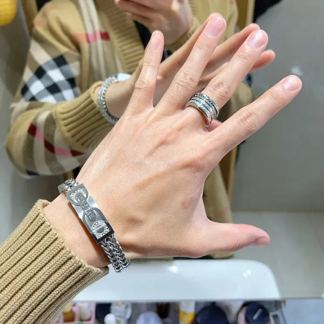 Bvlgari B.zero1 多带 铺镶钻石戒指 7