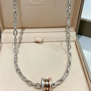 Bvlgari B.zero1 बहुरंगीन डायमंड-पावे घूर्णन रिंग नेकलेस