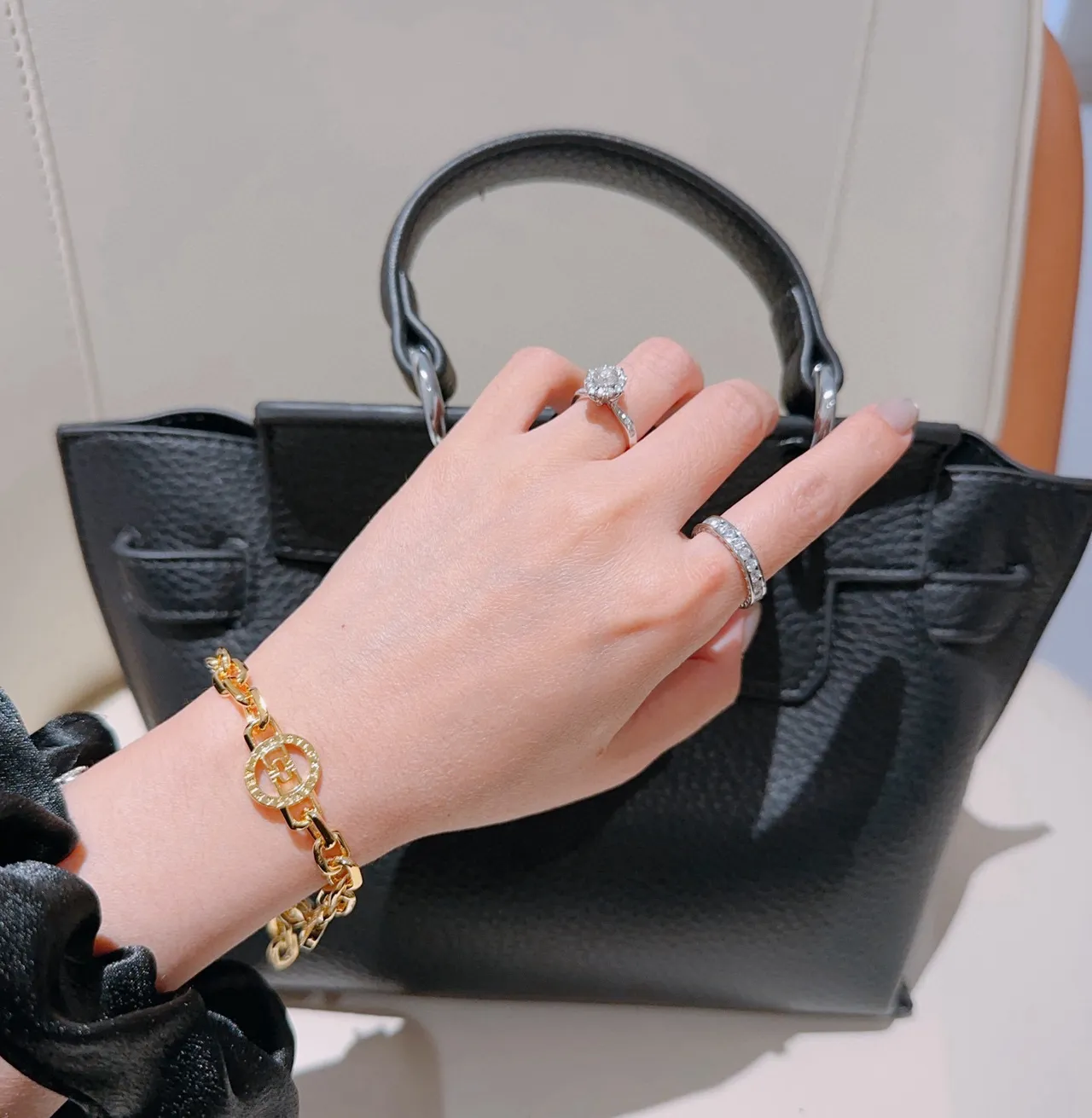Bvlgari Bulgari Bulgari সোনার চেইন ব্রেসলেট 9