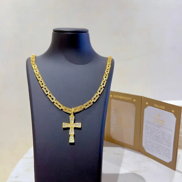 Bvlgari Gold-Tone Pavé-Set Cross Pendant Necklace 3