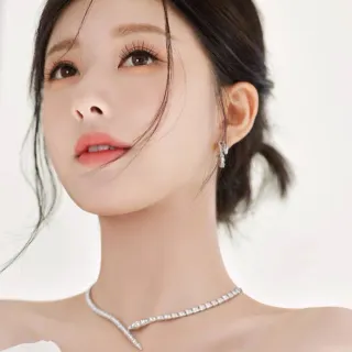 Bvlgari Serpenti Pavé Diamond Snake Necklace