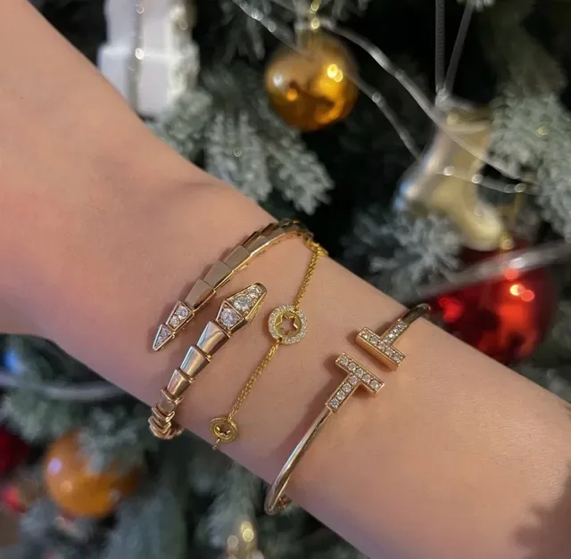 Bvlgari Serpenti Tubogas Pulseras de Oro con Diamantes 5