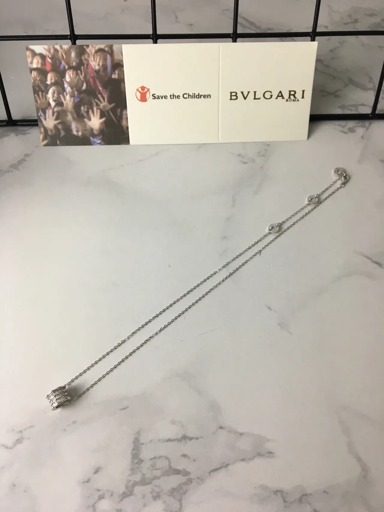 Bvlgari 银金圆柱形多带吊坠 pave-set 宝石项链 4