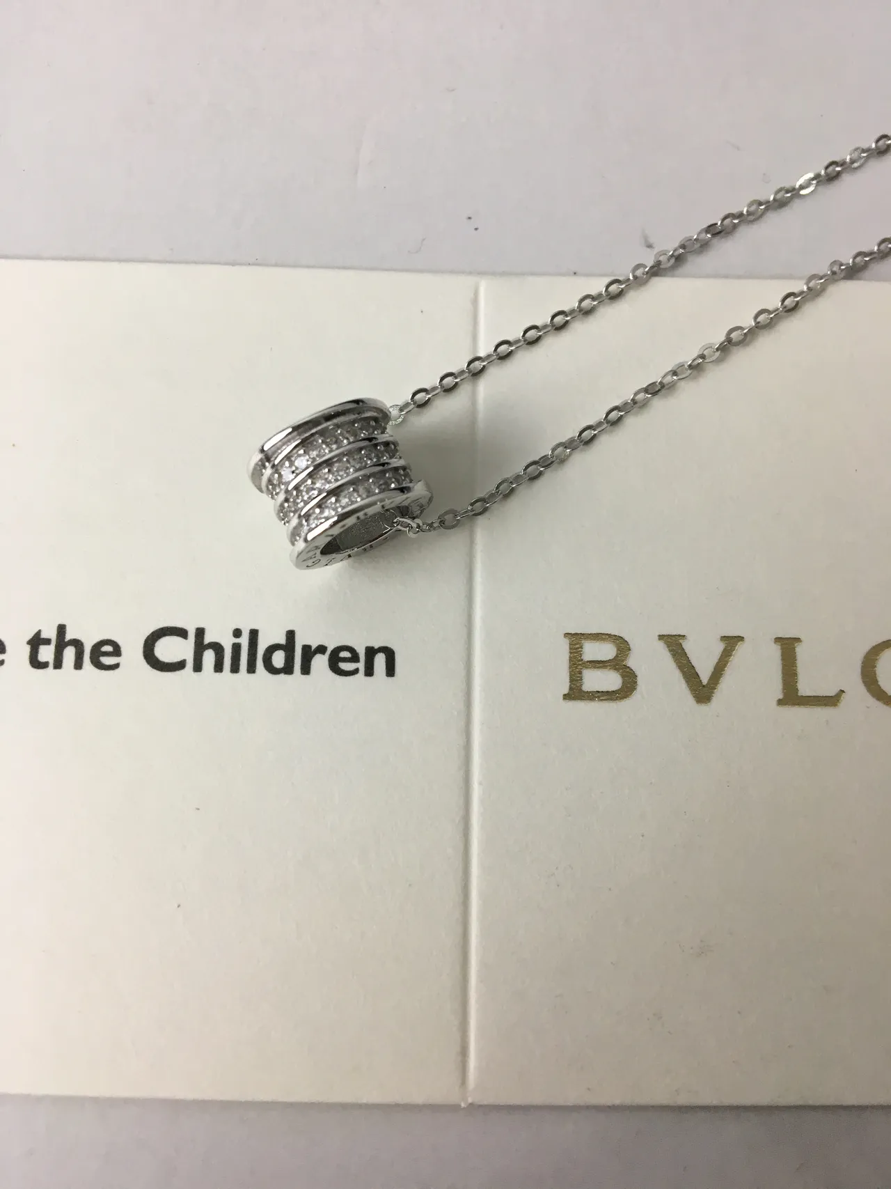 Bvlgari 银金圆柱形多带吊坠 pave-set 宝石项链 6