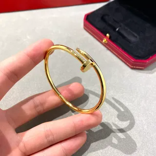 Cartier Juste un Clou পালিশড সোনা হিঞ্জযুক্ত ব্যাঙ্গল ব্রেসলেট