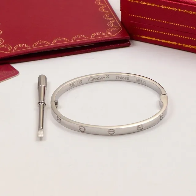 Bracelete Cartier Love Ouro Rosa Ouro Amarelo Prata Metal 3