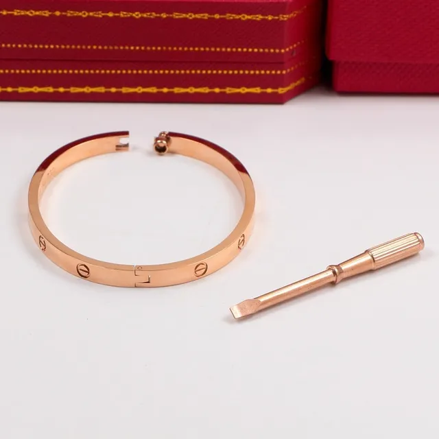 Cartier Love Bracelet गुलाबी सोना पीला सोना चाँदी बहुरंगी धातु की कंगन 2