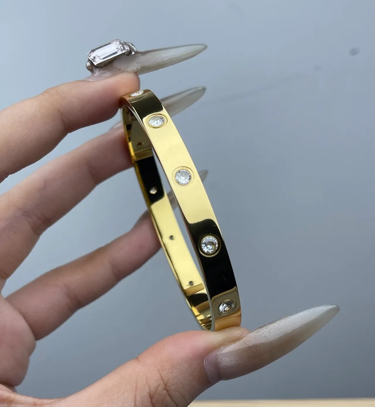 Cartier Love Bracelet فضة ذهب وردي ذهب أصفر مثبت بالمسامير أساور ماس 3