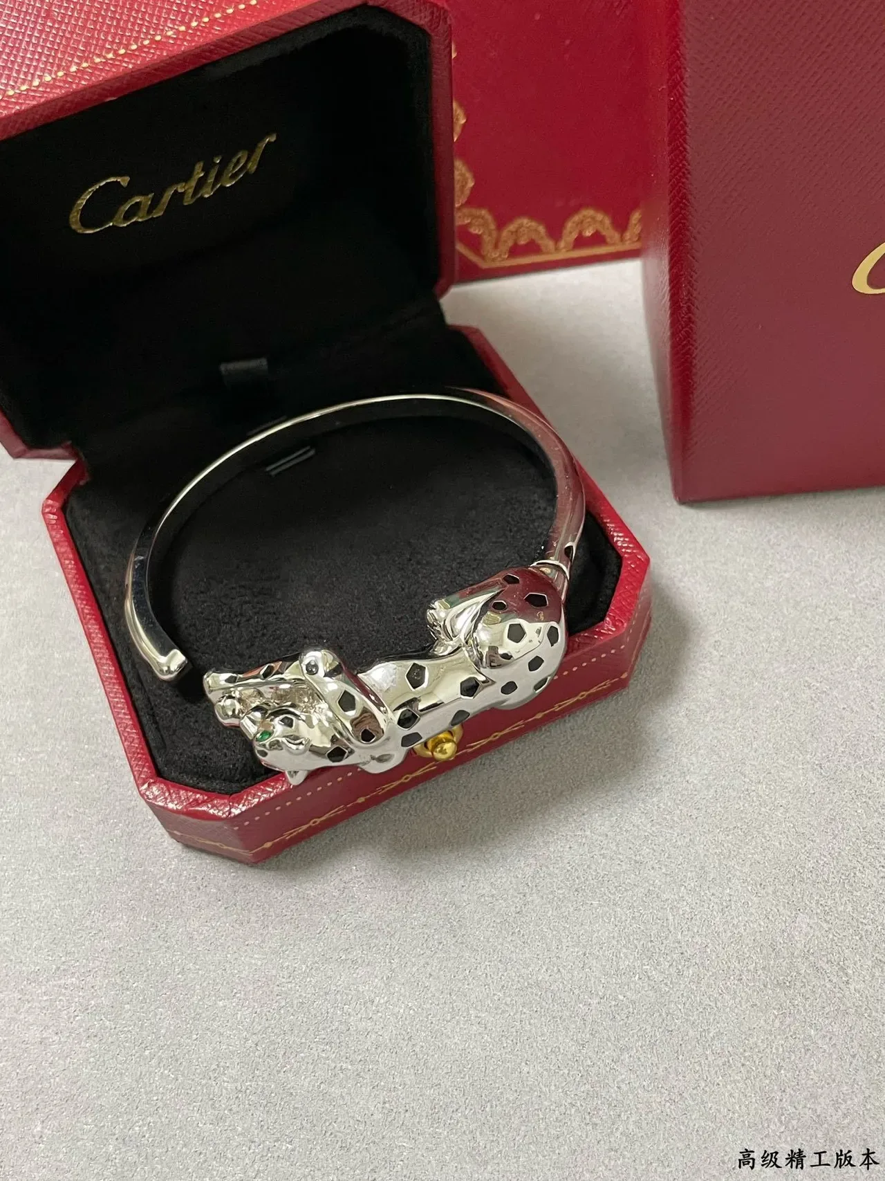 Cartier Panthère Motif Pulseira Prata e Preto Esmalte 4