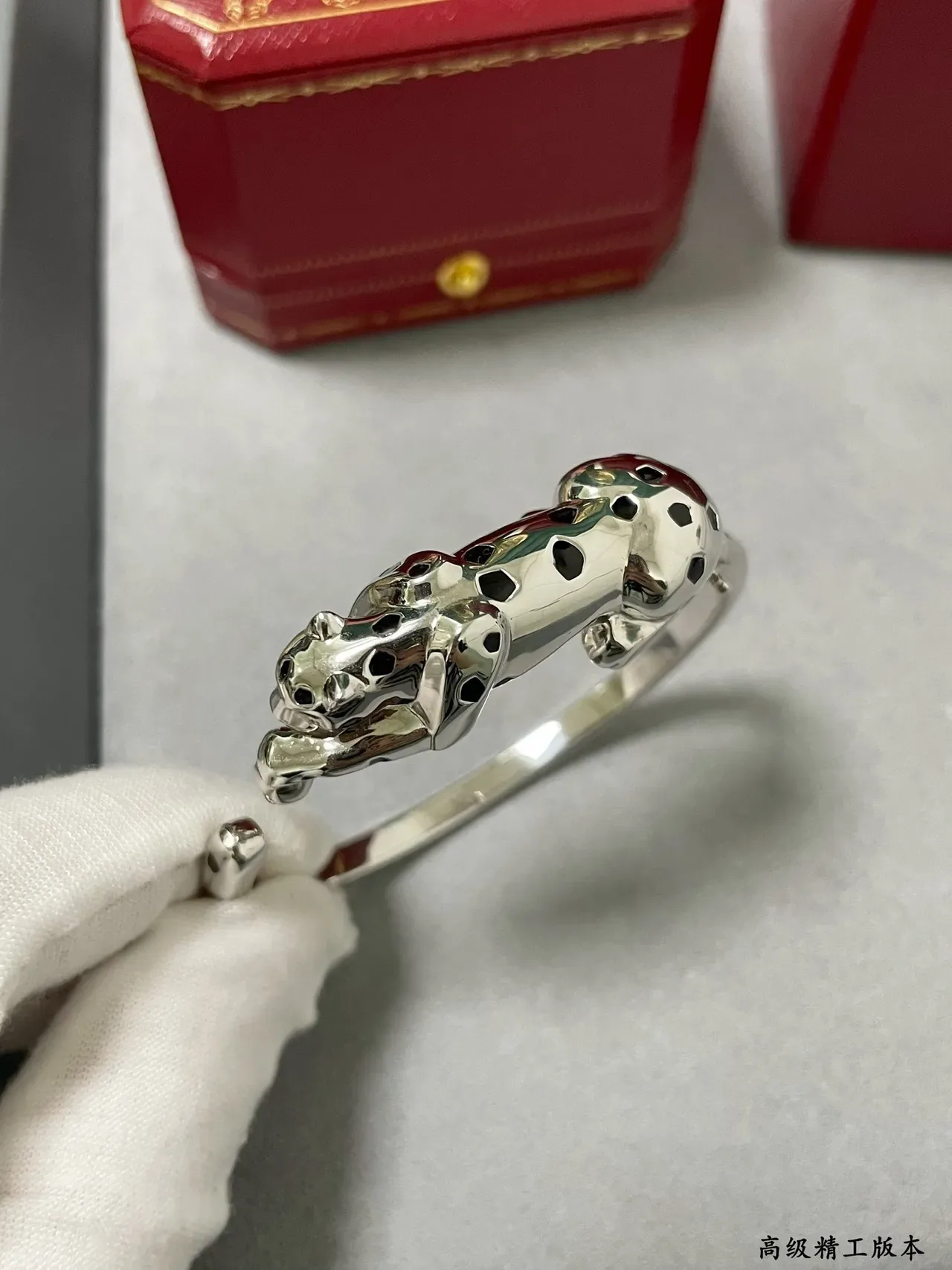 Cartier Panthère Motif Pulseira Prata e Preto Esmalte 5