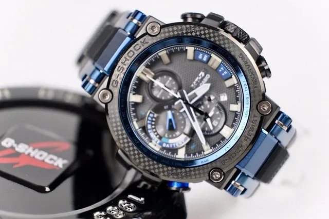 Casio কালো নীল কার্বন ফাইবার বেজেল টাইটেনিয়াম ব্রেসলেট ঘড়ি 7