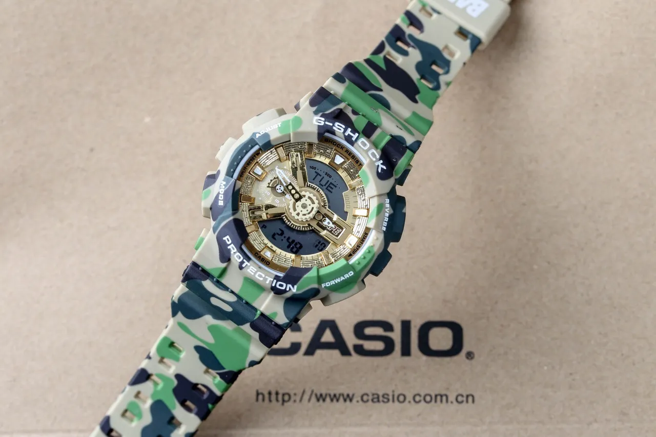 Casio G-Shock Camuflagem e Ouro Relógio Esportivo 7