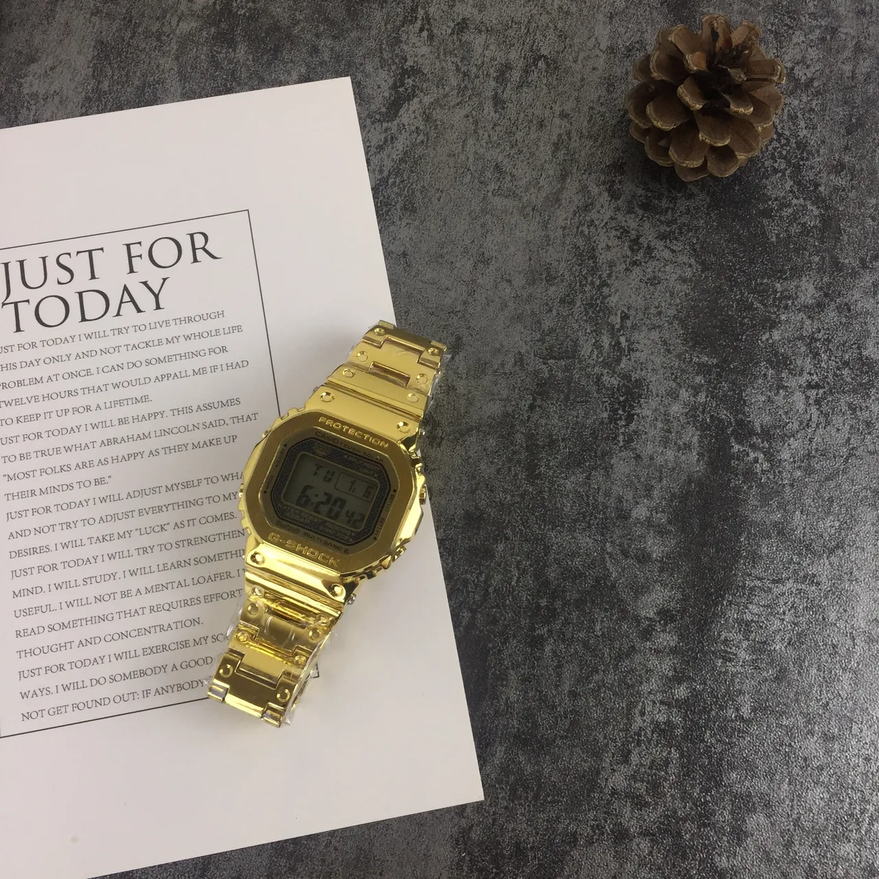 Casio G-Shock DW-5600 Gold-Tone ডিজিটাল স্পোর্টস ওয়াচ 2