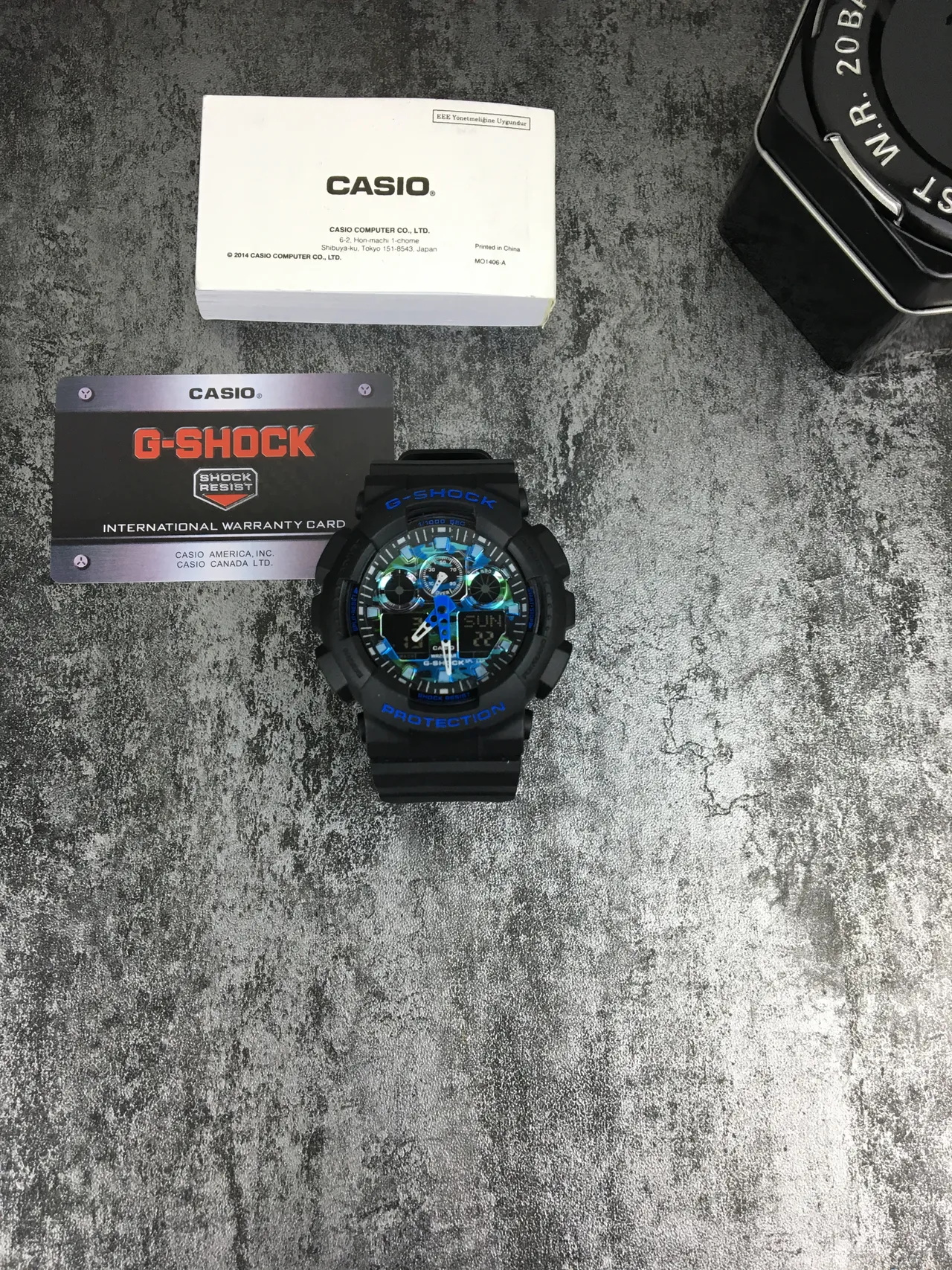 Casio G-Shock GA-100 Noir et Bleu Camo Montre Sport 2