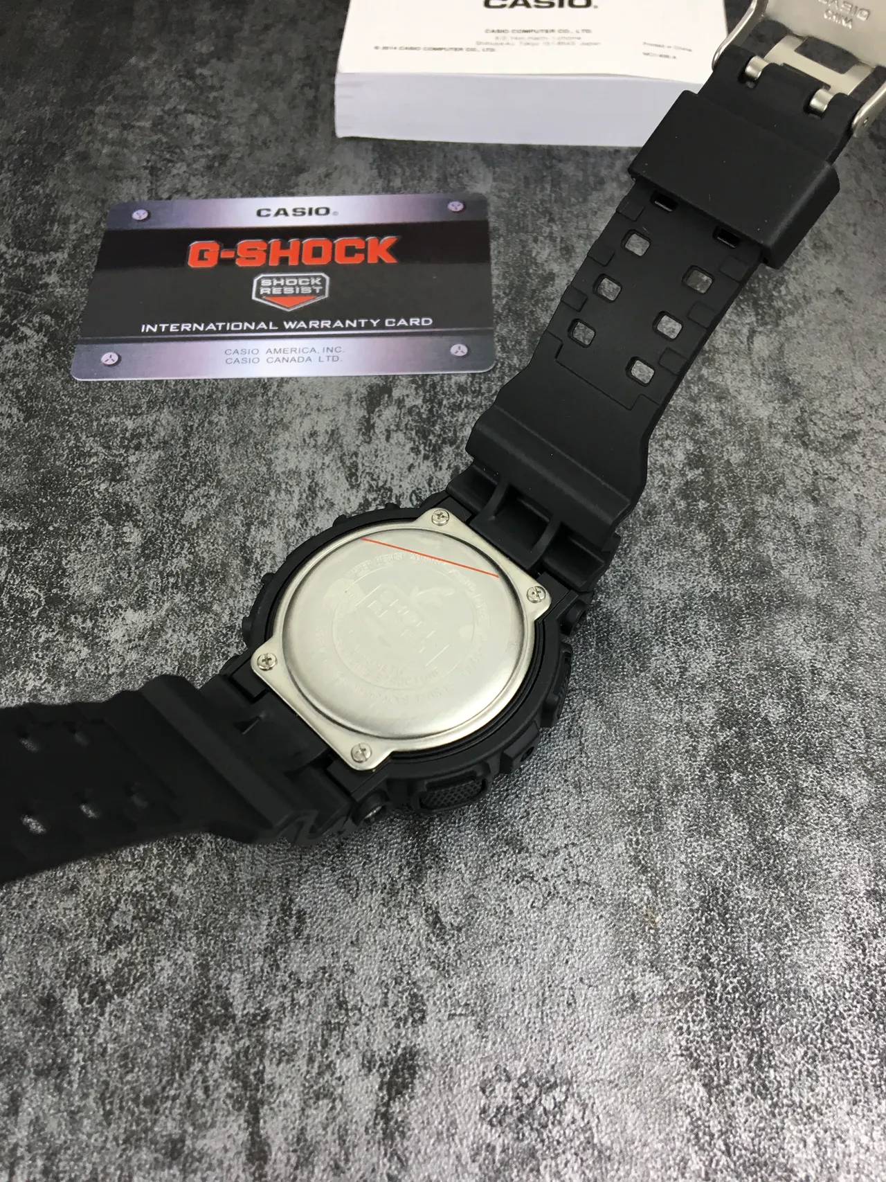 Casio G-Shock GA-100 Noir et Bleu Camo Montre Sport 3