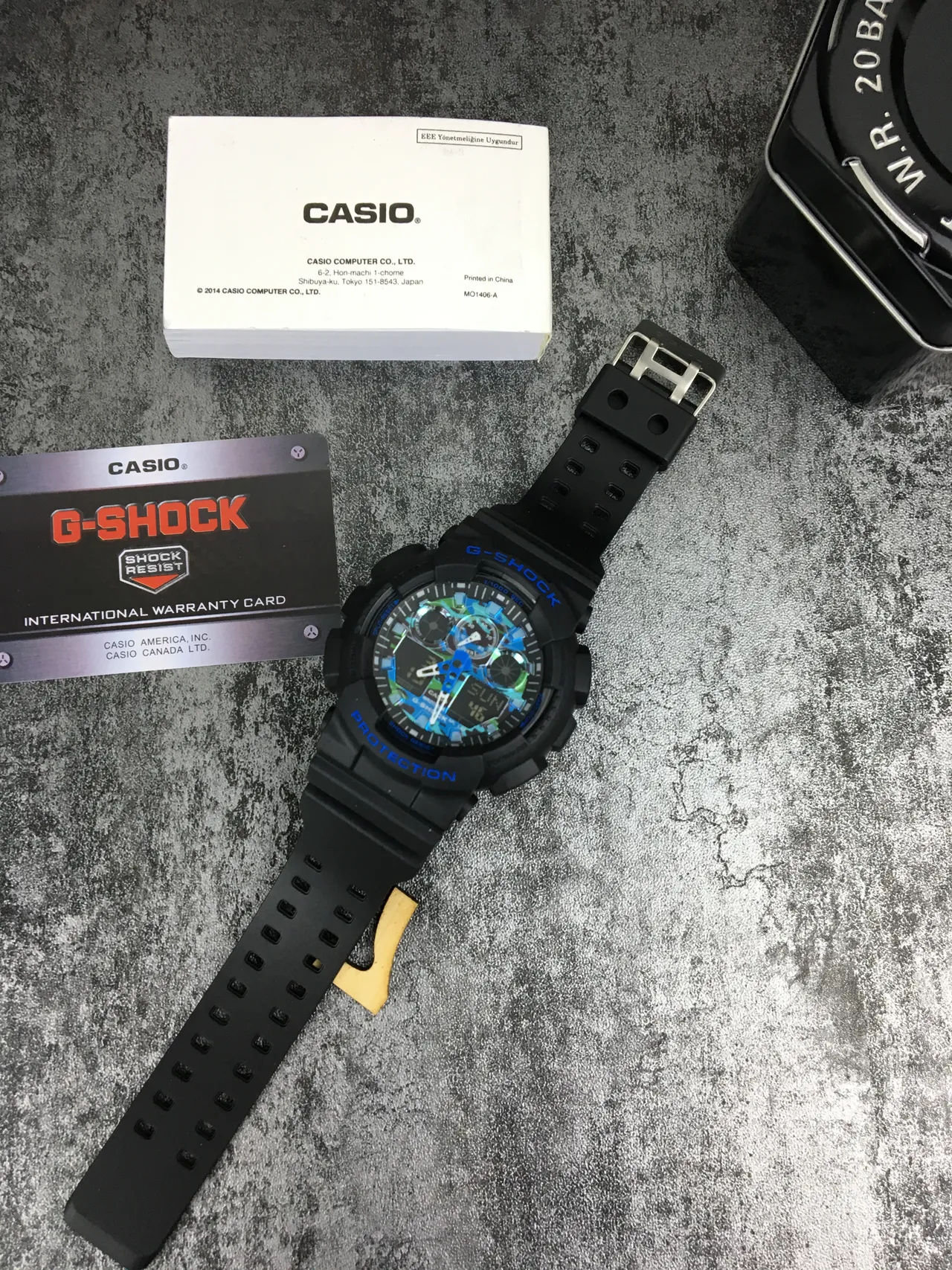 Casio G-Shock GA-100 Noir et Bleu Camo Montre Sport 6