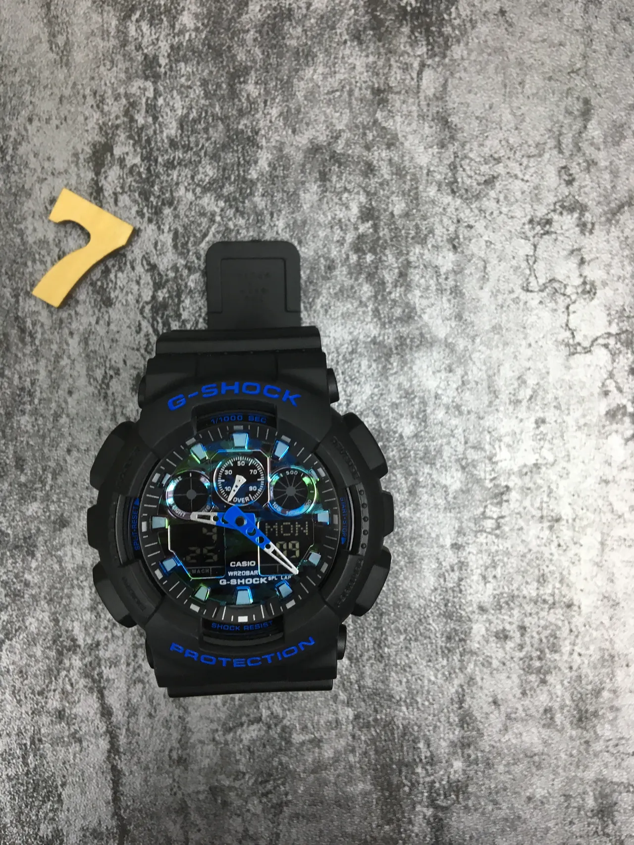 Casio G-Shock GA-100 Noir et Bleu Camo Montre Sport 9
