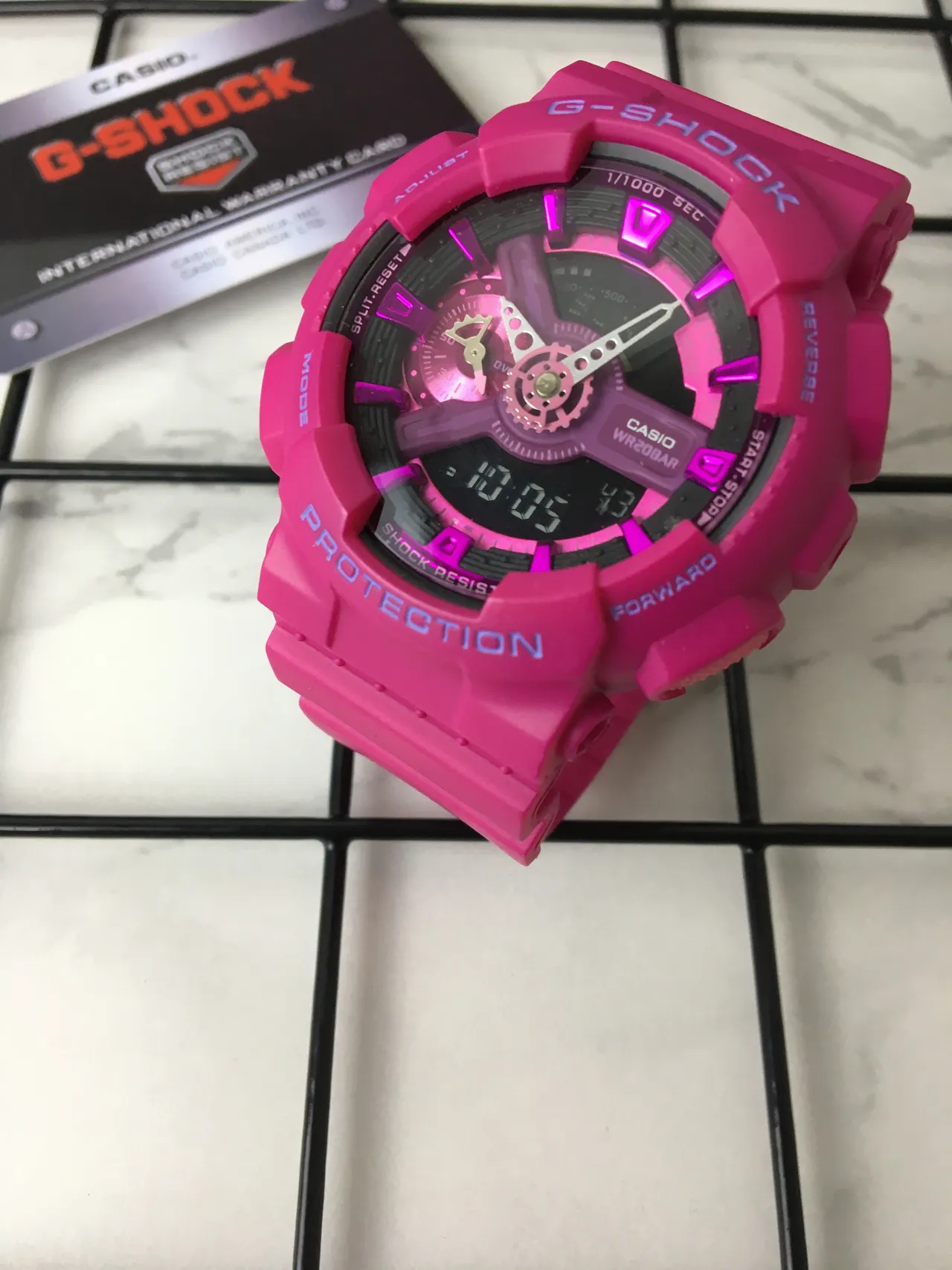 Casio G-Shock GA-100 rosa y morado reloj deportivo 2