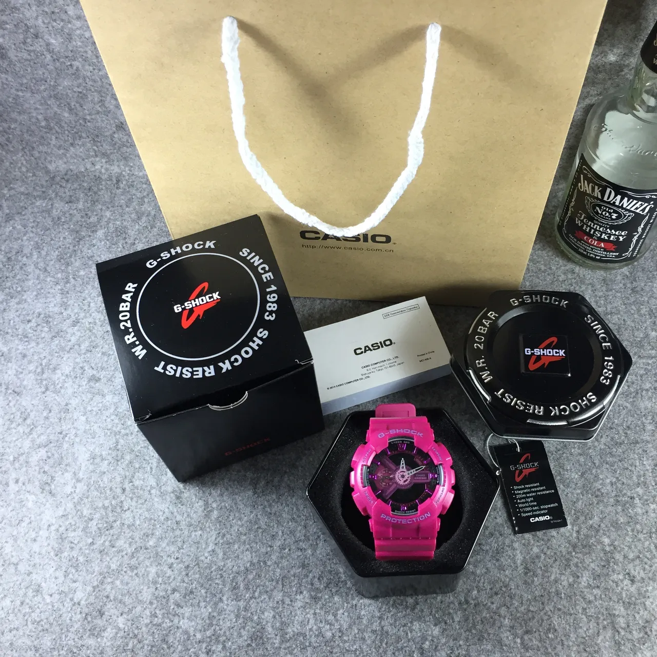 Casio G-Shock GA-100 rosa y morado reloj deportivo 7