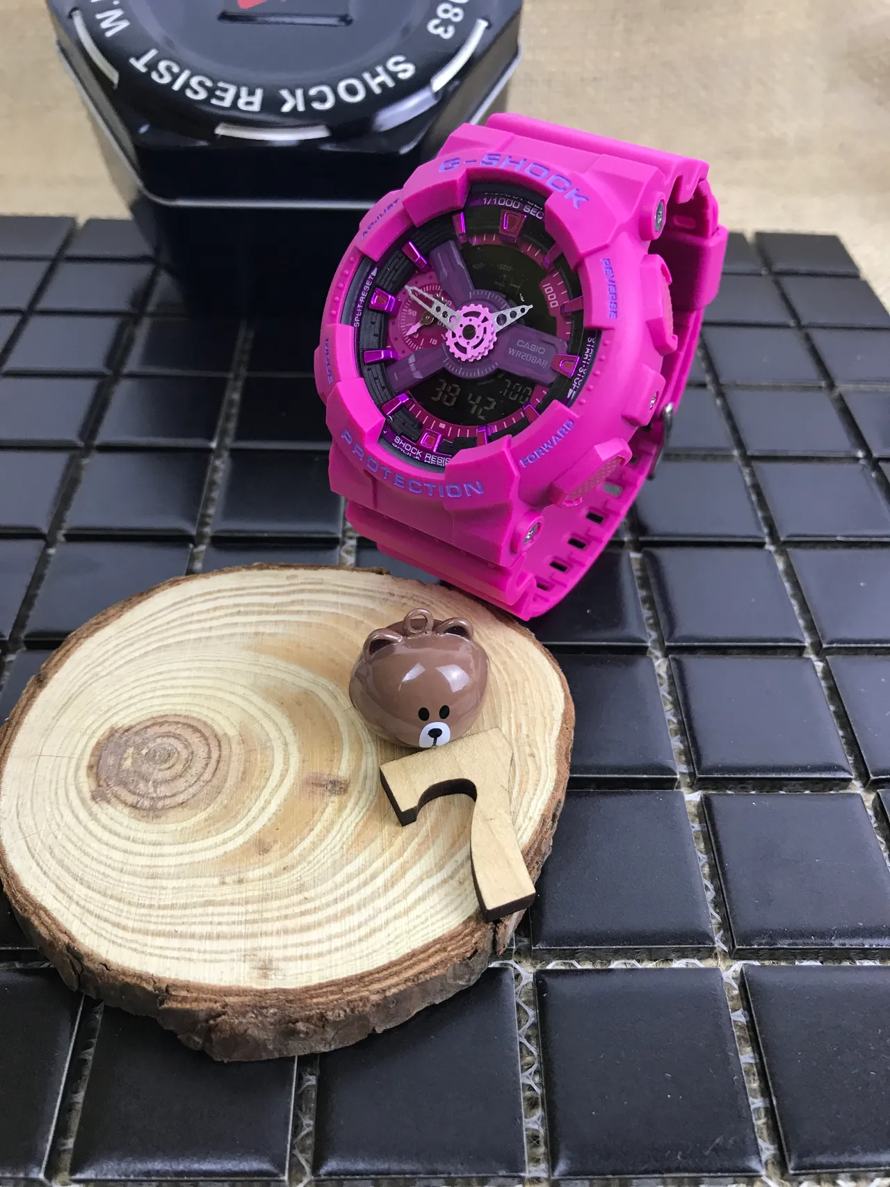 Casio G-Shock GA-100 rosa y morado reloj deportivo 17
