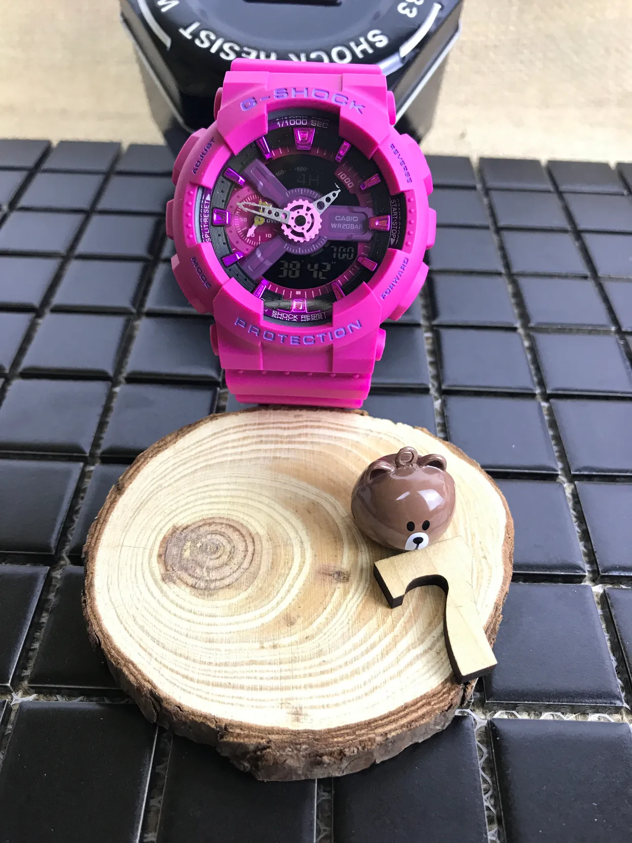 Casio G-Shock GA-100 rosa y morado reloj deportivo 18