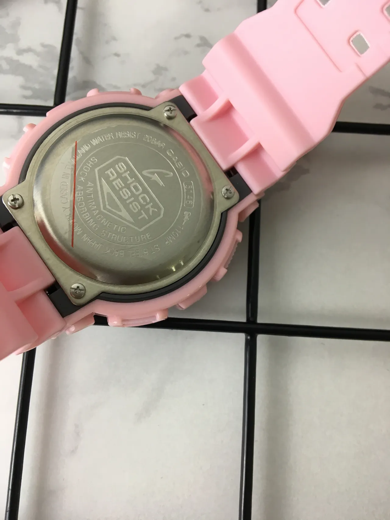 Casio G-Shock GA-100 ساعة رياضية راتنج وردي 5