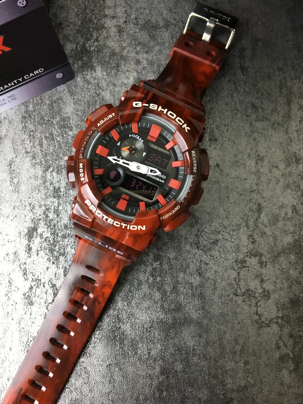 Casio G-Shock 半透明大理石纹红色运动手表 6