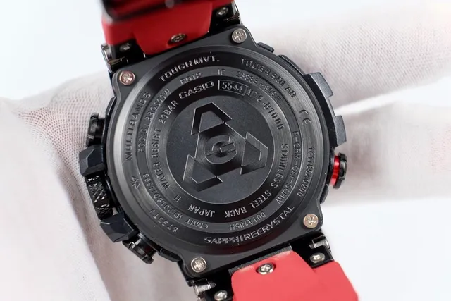 Casio MT-G 碳纤维表圈 红色表带 运动手表 2