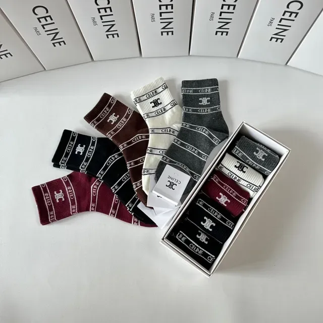 Celine বার্গন্ডি কালো লোগো-ব্যান্ড কাফ রিবড নিট মোজা 9