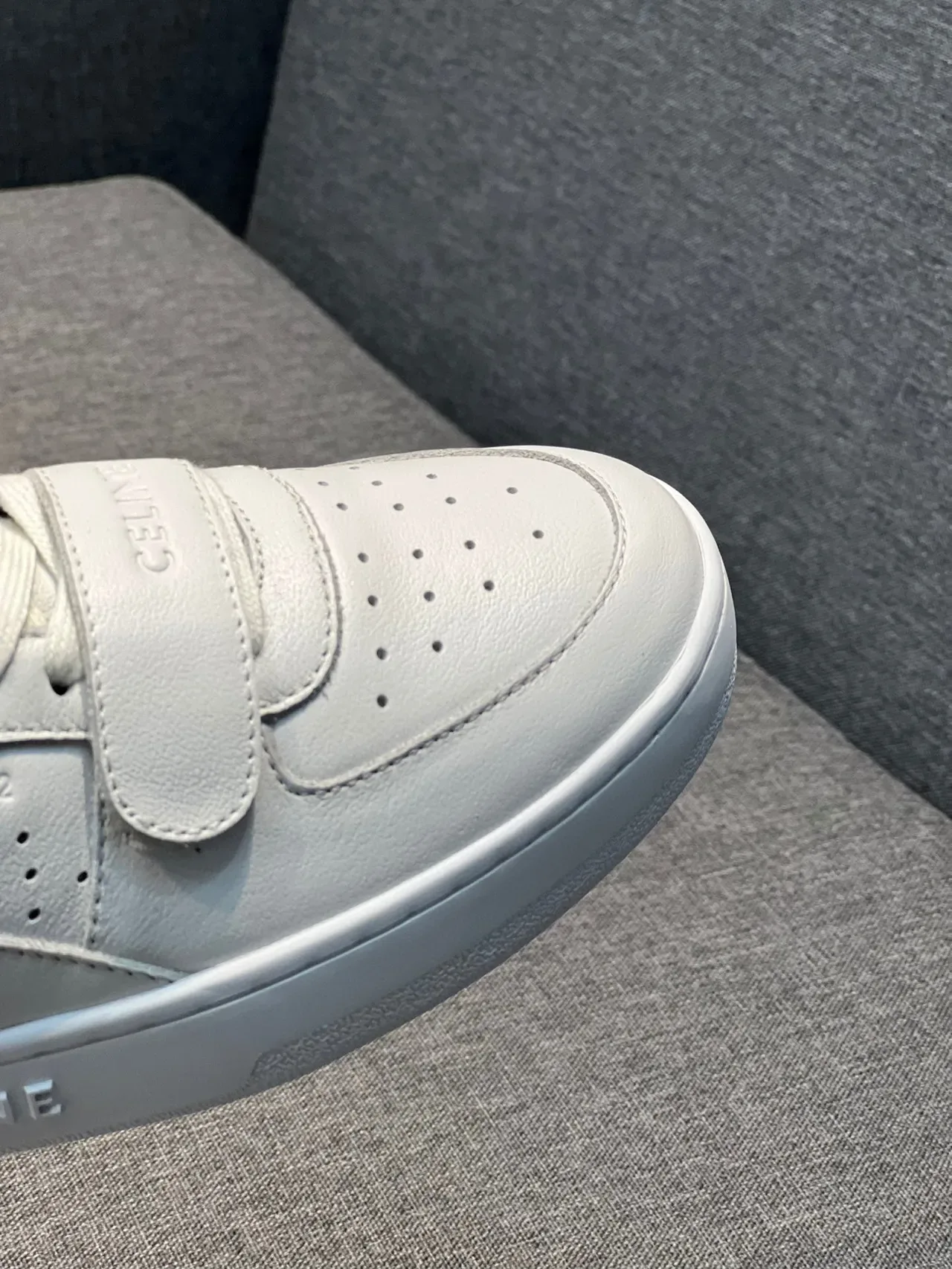 Celine CT-01 Tênis Lifestyle de Couro Branco 3