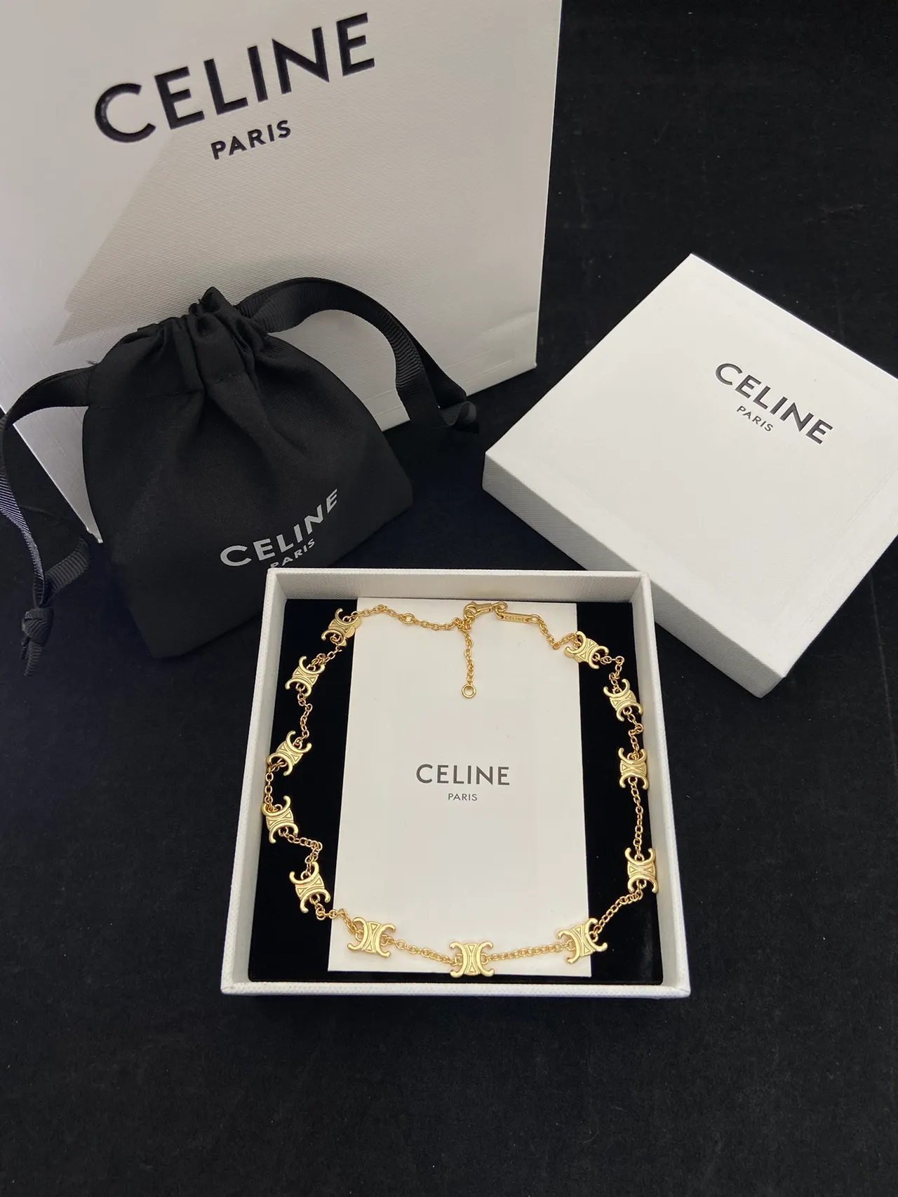 Celine Triomphe 金色标志链接手链 5