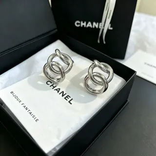 شنل بيجو فانتاسي Interlocking Ring أقراط فضية