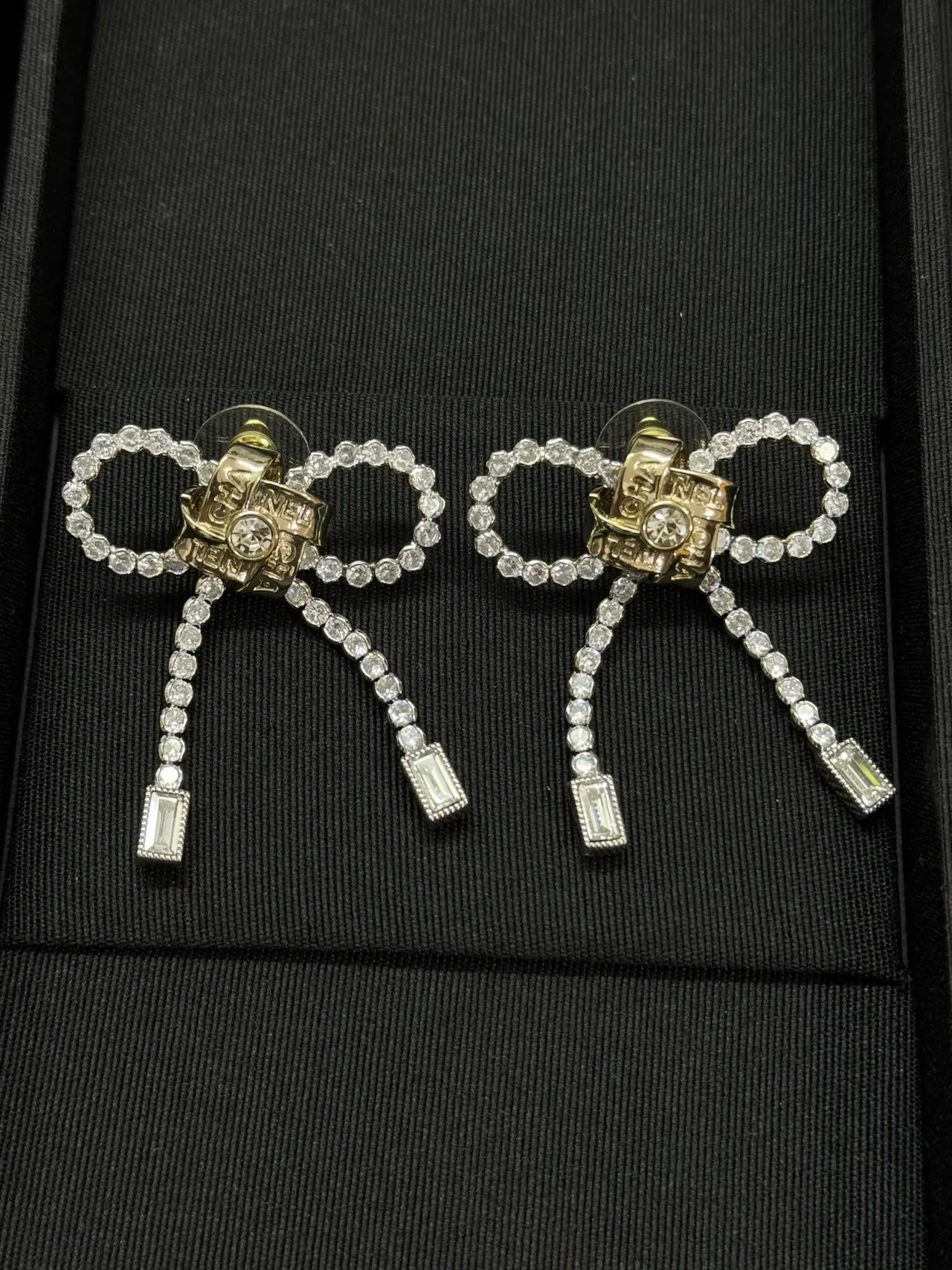 Chanel Bow Silver Transparent Crystal-Encrusted Earrings 4
